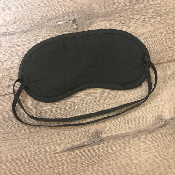 Emoji Travel Set •Pillow & Sleep Mask•Smiley Faces - Picture 6 of 8